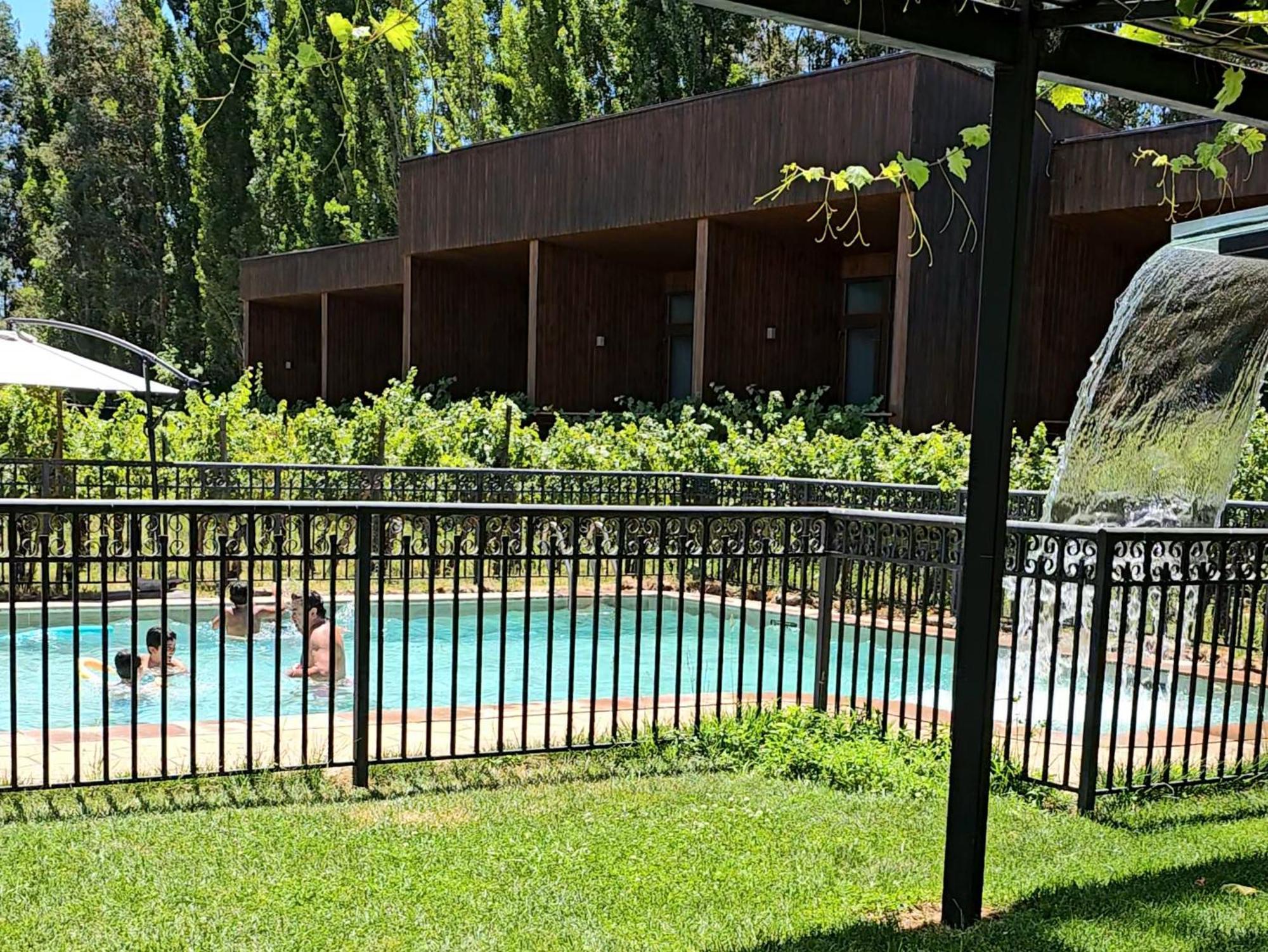 Hotel Parronales サンタ・クルス エクステリア 写真