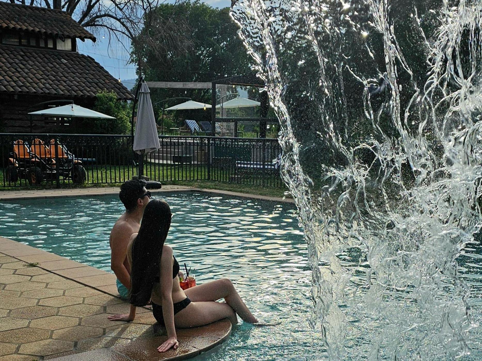 Hotel Parronales サンタ・クルス エクステリア 写真